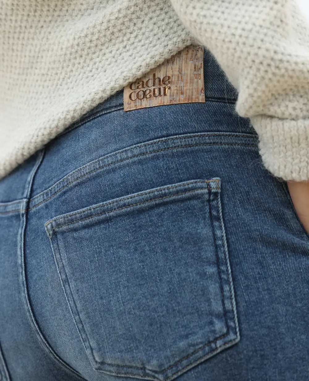 Jean de grossesse mom fit Carrie - Mid Blue Used - Image 7